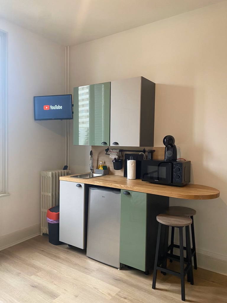 Cuisine équipée du studio N°4 à Vichy